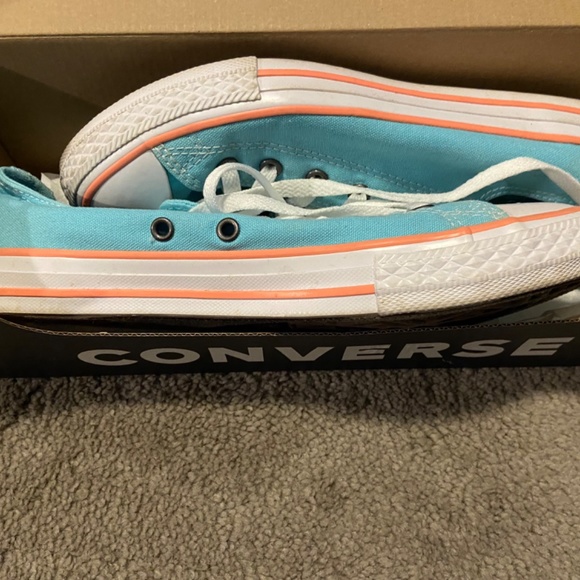 Converse - Picture 10 of 12